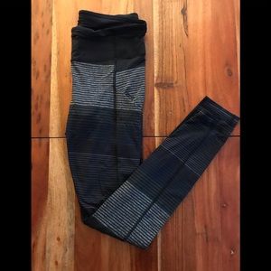 Lululemon om striped speed tight RARE